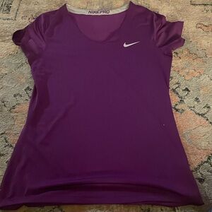 Nike pro Tshirt